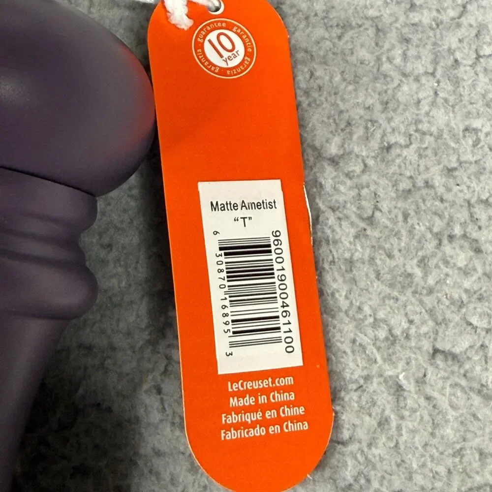 Le Creuset Pepper Mill Matte Amethyst Purple 8' Ceramic Grinder NWT Kitchen Tool